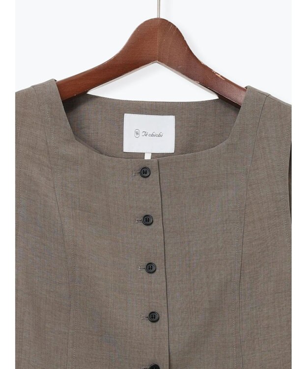 Te chichi スクエアネックジレ【AOYAMA FASHION ASSOCIATION × Te chichi】 モカ