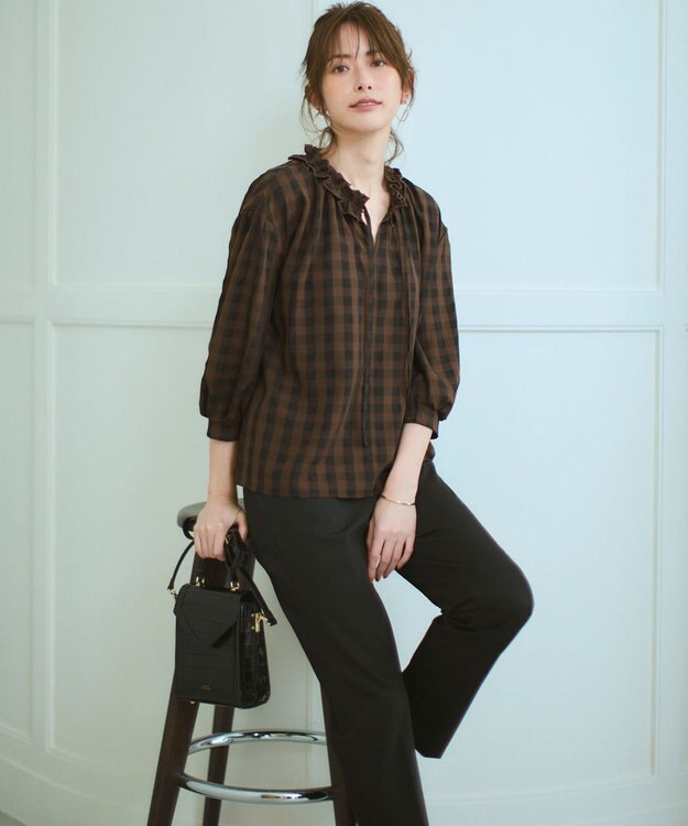 23区 【VERY掲載】エンボス ミニ ショルダーバッグ ブラック系