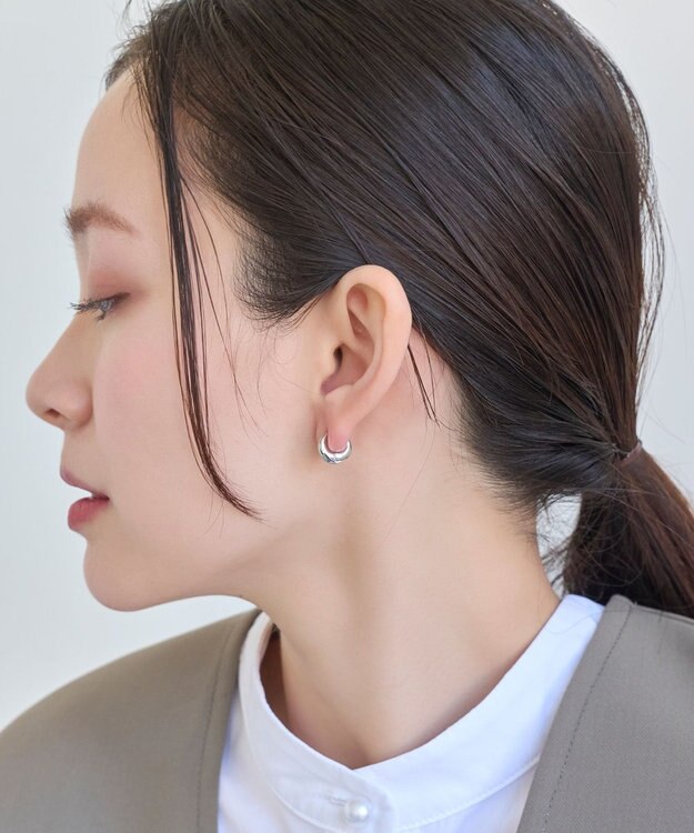 Phoebe 【金属アレルギー対応】シンプルフープスナップイヤリング　シルバー シルバー