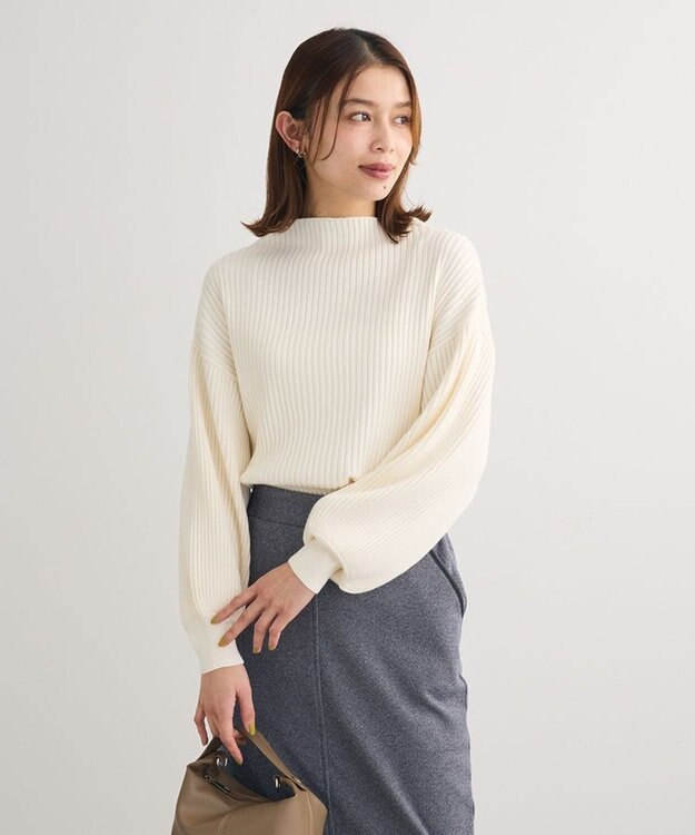 Green Parks ・ｓｗｉｎｇ　ｂｙ　ボトルネックカラーニット Off White