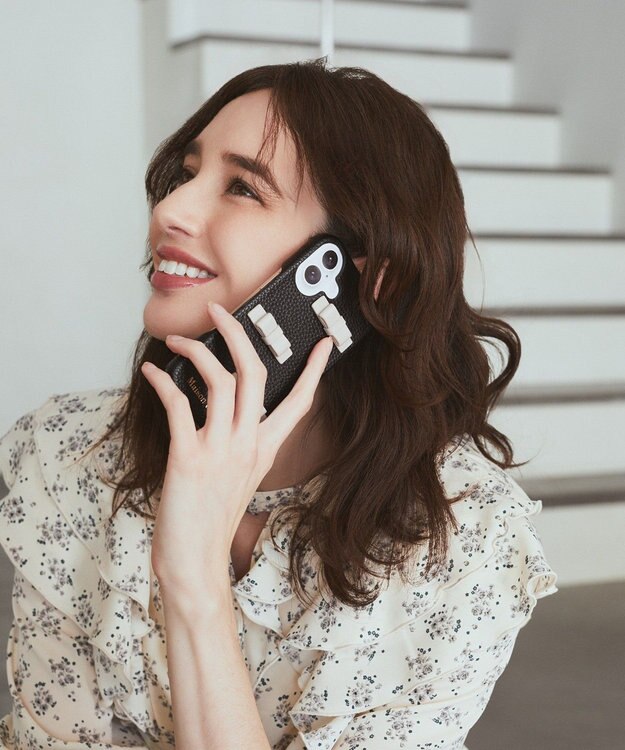 Maison de FLEUR リボンアイフォン16ケース Black