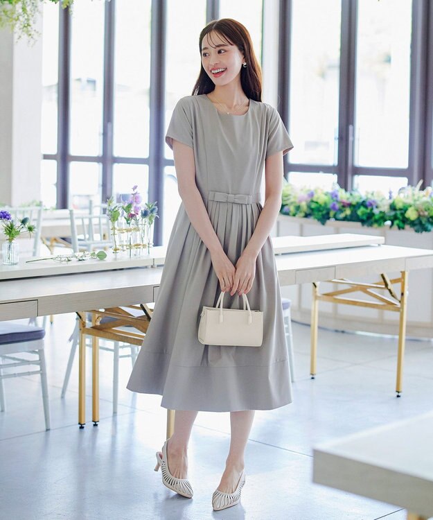 Tiaclasse 【本革】ショルダーストラップ付きスクエアミニバッグ アイボリー