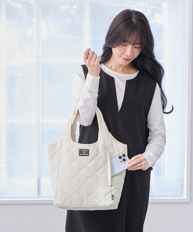 ROOTOTE 3674【仕切り+自立+撥水】LT.ラウンド.パルーティ.キルト-D 02：アイボリー