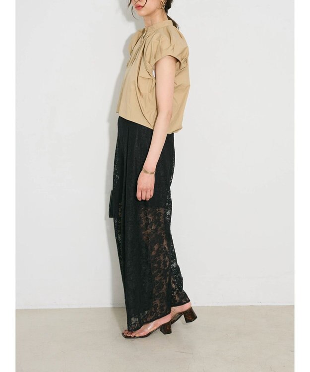 Green Parks タックデザインショート丈シャツ Beige