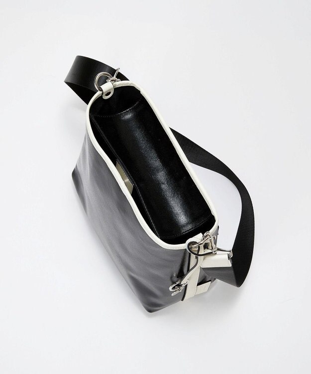 TOPKAPI 【TREASURE TOPKAPI】PVCコート キャンバス ショルダーバッグ / 撥水 ブラック