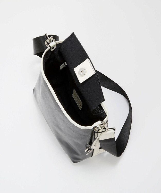 TOPKAPI 【TREASURE TOPKAPI】PVCコート キャンバス ショルダーバッグ / 撥水 ブラック