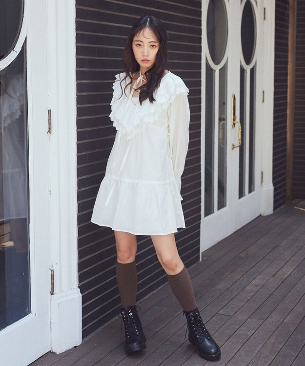 earth music&ecology 【綿100％】サイドリボンラッフルミニワンピース Off White