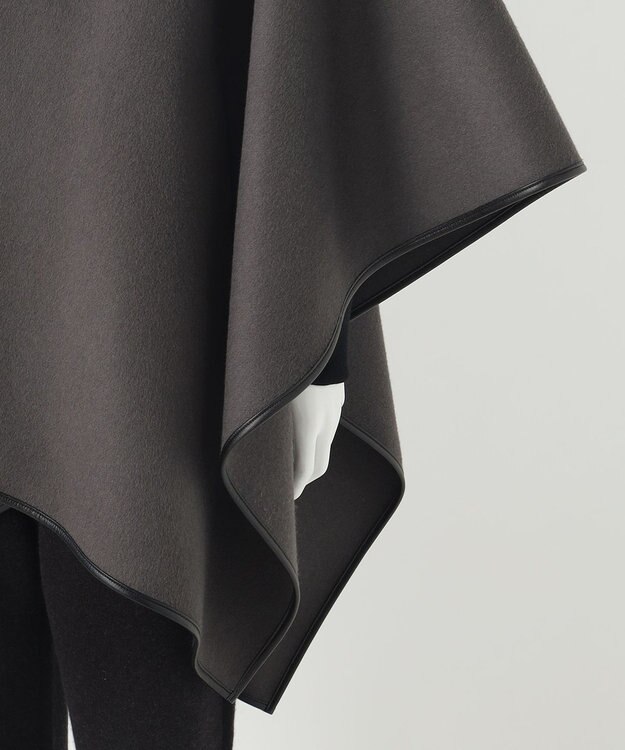 23区 【R(アール)】ウールリバー ポンチョ グレー系