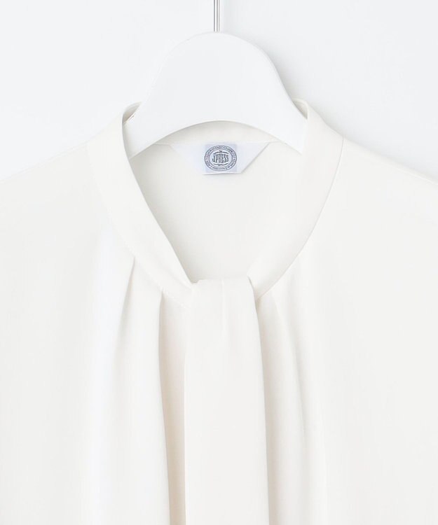 J.PRESS LADIES S 【洗える】パウダージョーゼット ボウタイ バンドカラー ブラウス ホワイト系