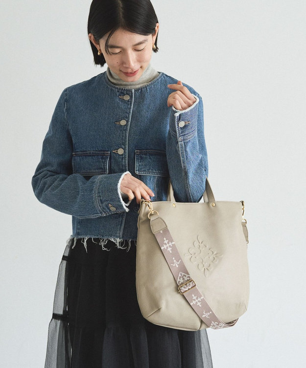 russet エンボスモノグラム ソフトレザー 2WAYトートバッグ(CE-1611) GrayBeige
