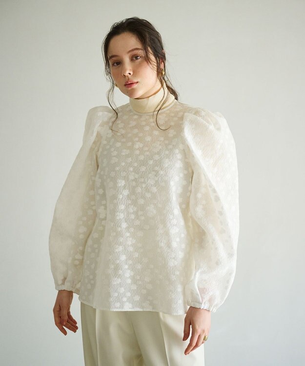 #Newans シアーパフスリーブブラウス ホワイトフラワー