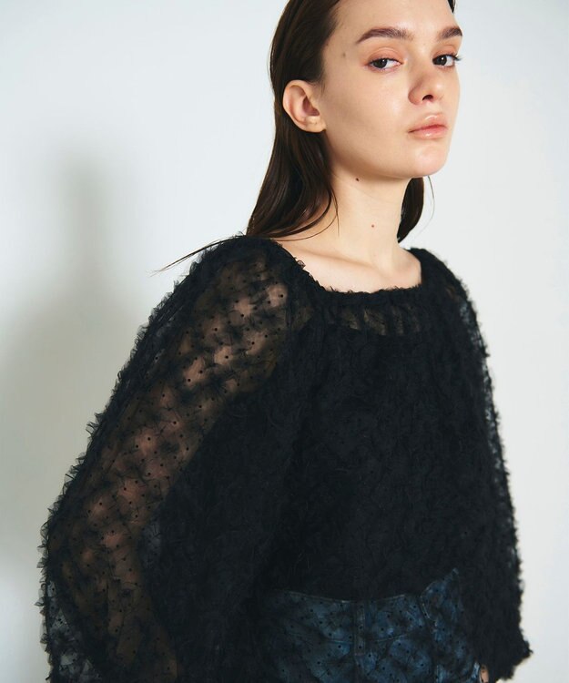 GRACE CONTINENTAL チュール刺繍トップ ブラック