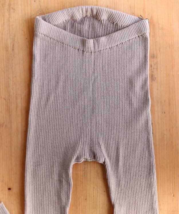 muuc 〈高品質シルク＆スーピマ超長綿〉〈洗えるニット〉〈通年着られる〉裾スリットスッキリ見え レギンス グリーン