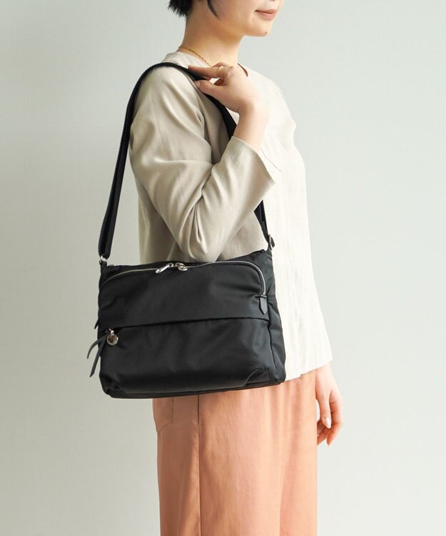 ACE BAGS & LUGGAGE PROGRES サージュ ショルダーバッグ ヨコ 68372 プログレ ブラック