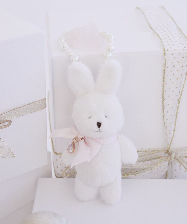 Maison de FLEUR ビジューリボンラビットチャーム White