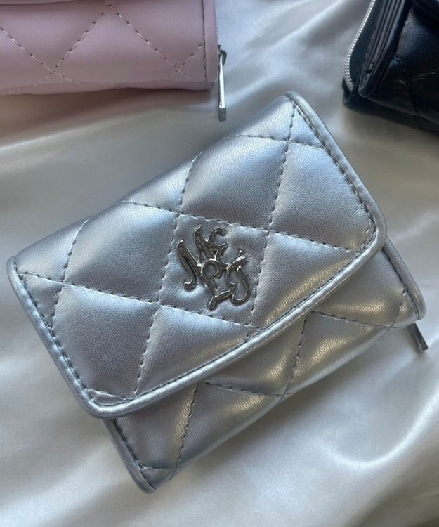 WEGO メタルロゴキルティングウォレット シルバー