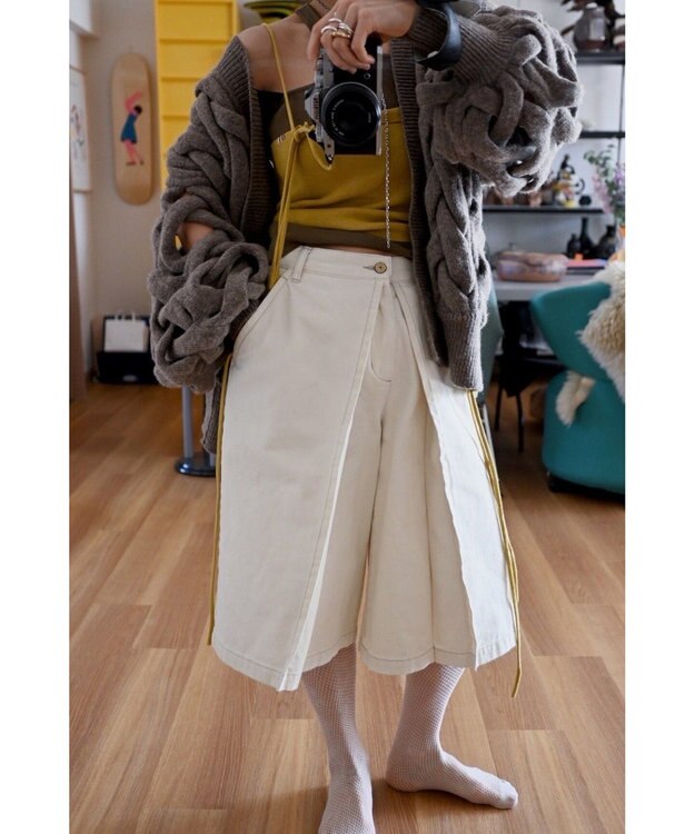 woadblue 【157】HALF TUCK SHORTS WHITE