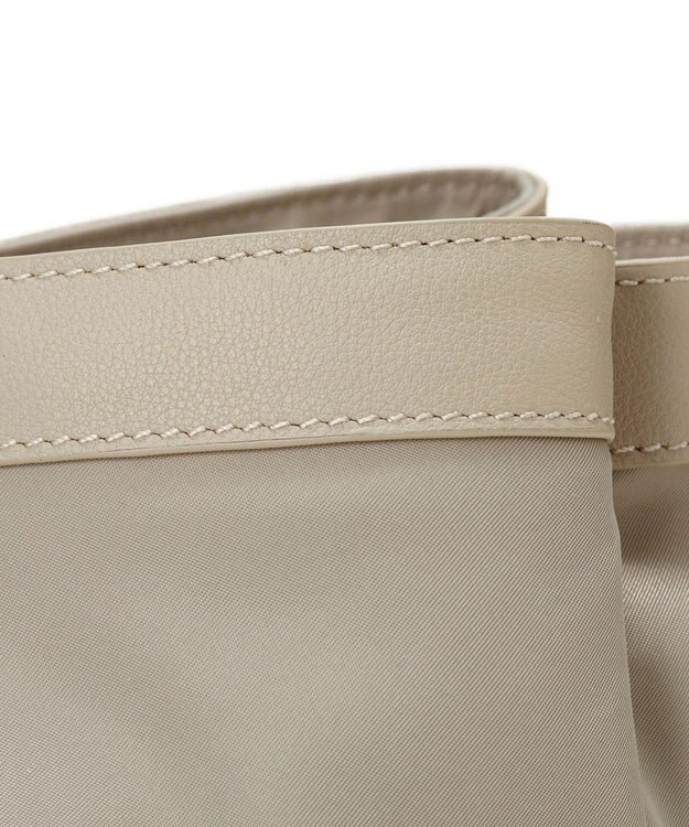 TOPKAPI 【Breath TOPKAPI】防水ナイロン レザーコンビ ショルダーバッグ ベージュ