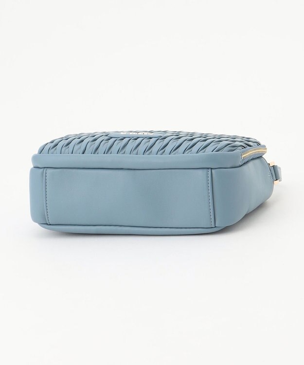 LA BAGAGERIE ランダムプリーツショルダーバッグ ライトブルー
