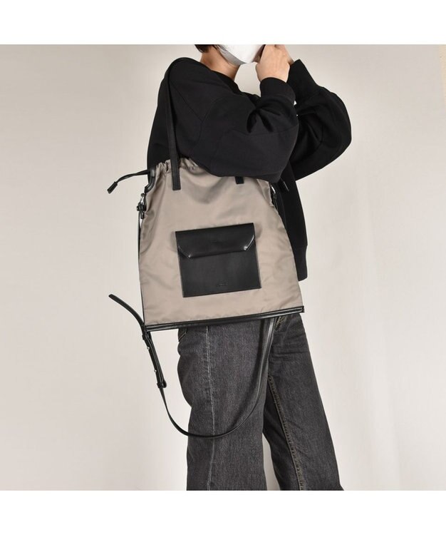 Y'SACCS ドローストリング2WAYトート Sサイズ グレージュ