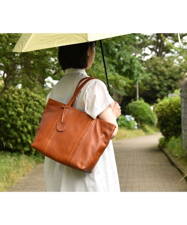 【genten】✴︎最終値下✴︎ゴートベーシック ミドルトートバッグ キャメル genten】✴︎最終値下✴︎ゴートベーシック ミドルトートバッグ