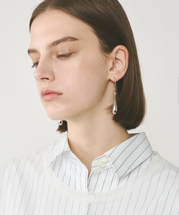 GRACE CONTINENTAL ドロップモチーフピアス シルバー