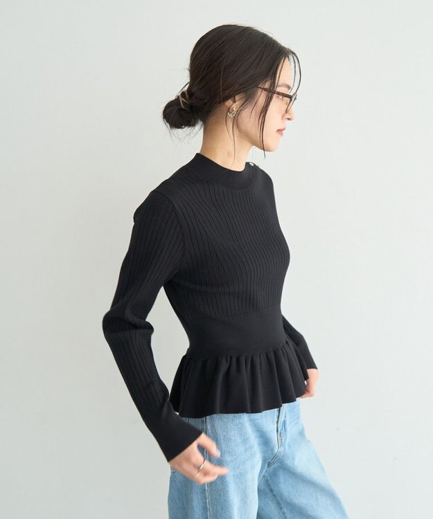 YECCA VECCA 金釦ペプラムニット Black