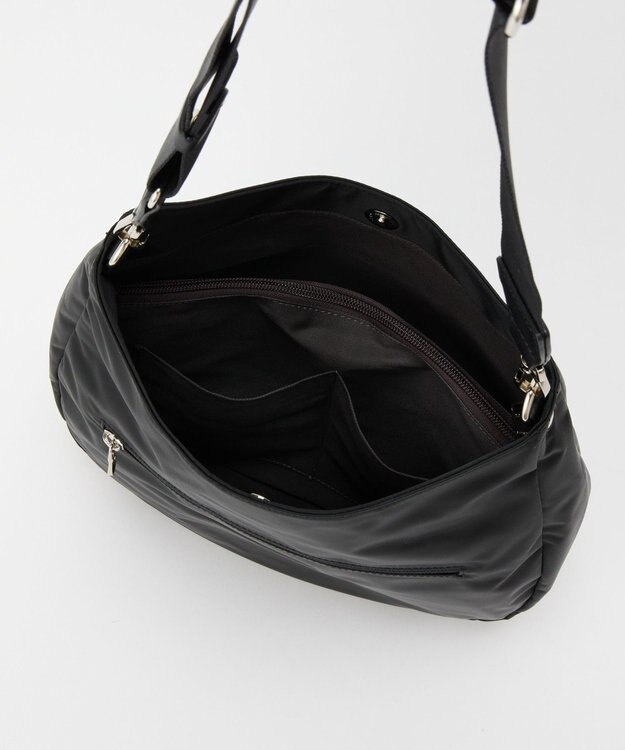 russet クラウズナイロン 縦長2WAYショルダーバッグ(CE-1623) Black