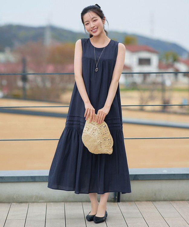 Tiaclasse 麻調ピンタックロングワンピース ネイビー
