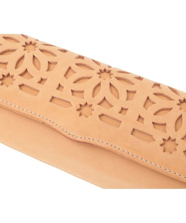 genten カットワーク マルチケース ヌメベージュ