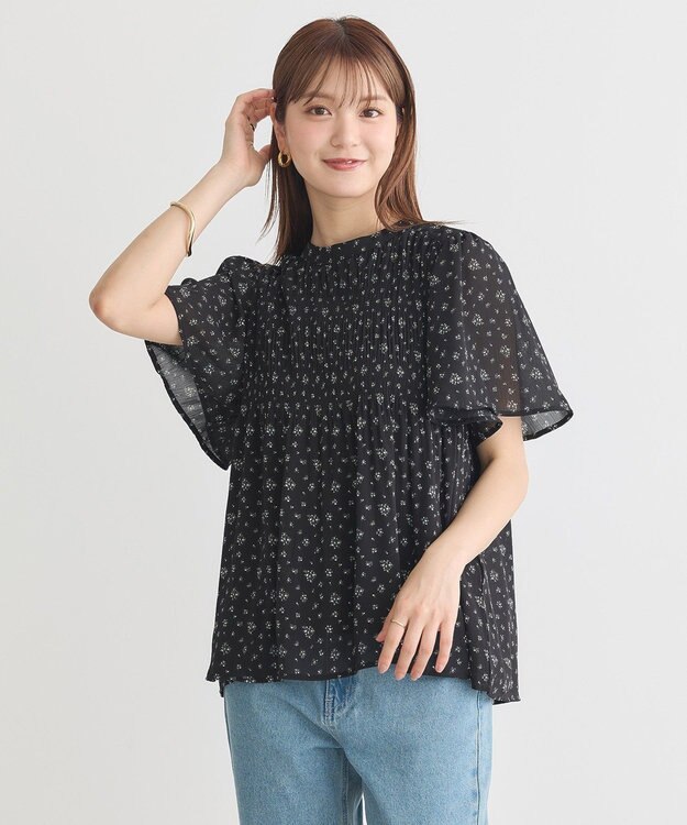 earth music&ecology マジョリカプリーツ半袖ブラウス Flower Black