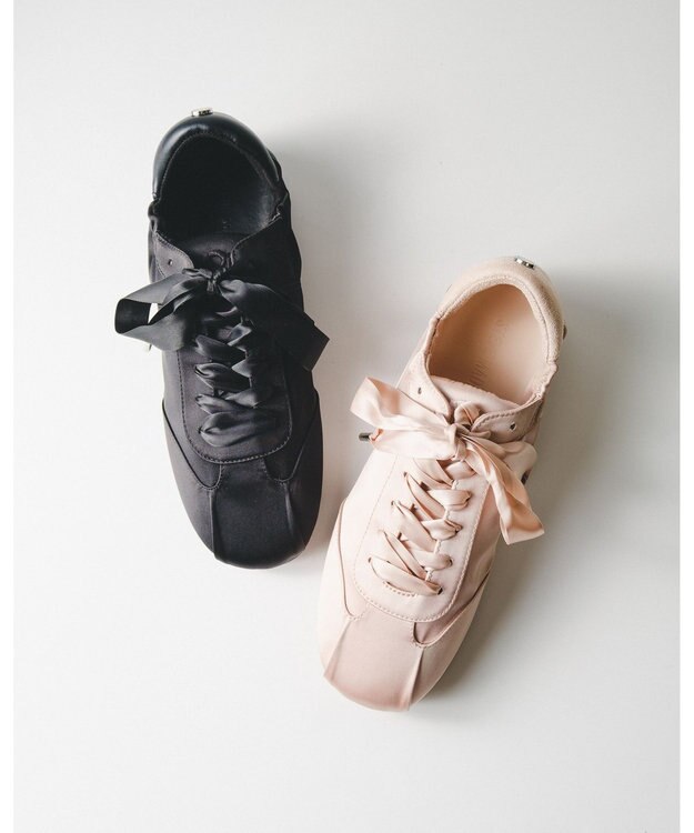 STEVE MADDEN ARTISTE サテンフラットバレエスニーカー ブラック