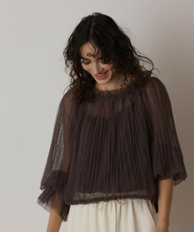 GRACE CONTINENTAL チュールプリーツトップ ブラウン