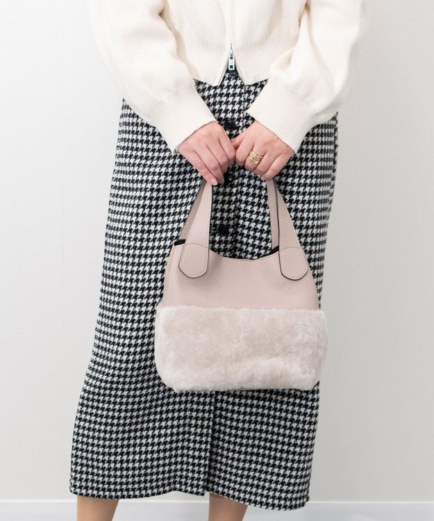 INTER-CHAUSSURES 【RIPANI】ムートンコンビハンドバッグ ライトベージュ