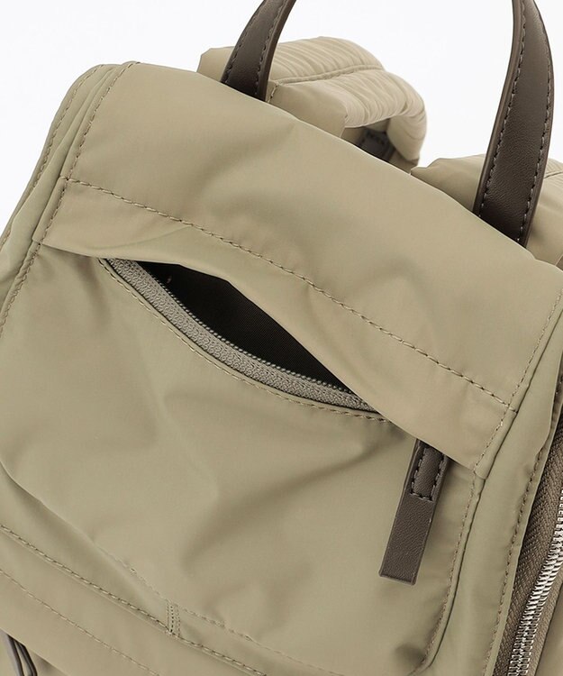 Y'SACCS カーゴポケット　リュックサック　Sサイズ カーキ