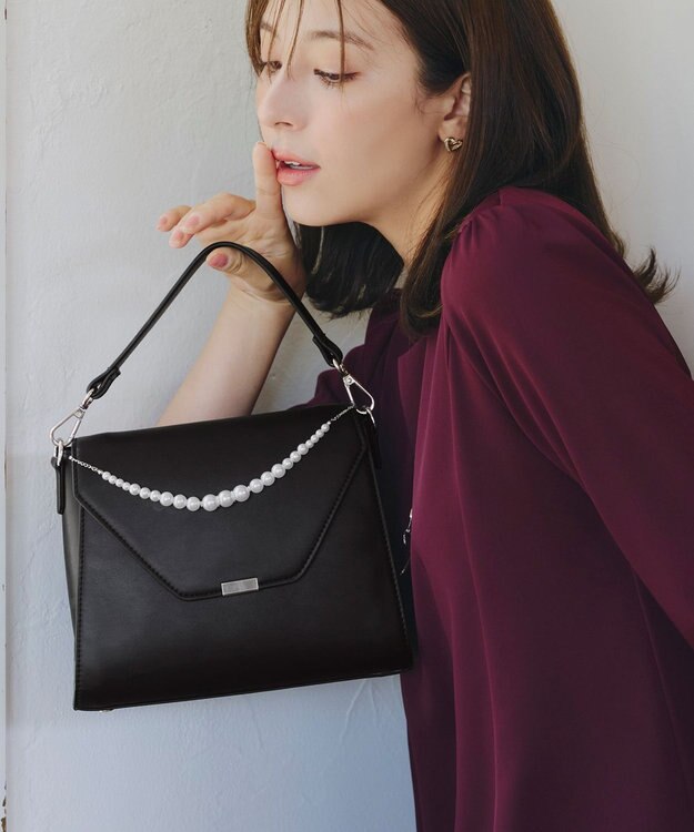 Tiaclasse 【安田美沙子さん着用・4way /2TYPEハンドル】パールチェーン付きハーフフォーマルミニバッグ ブラック