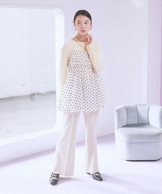 earth music&ecology センターシームフレアパンツ Light Beige