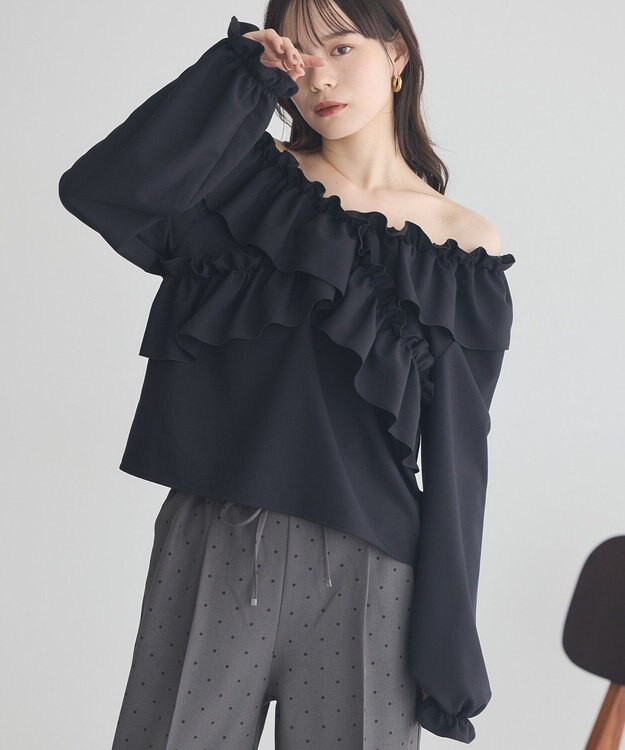 earth music&ecology フリルオフショルブラウス Black