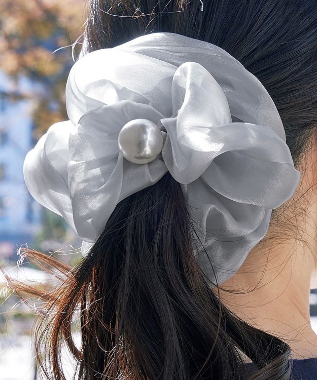 Tiaclasse パール付きオーガンジーシュシュ グレー