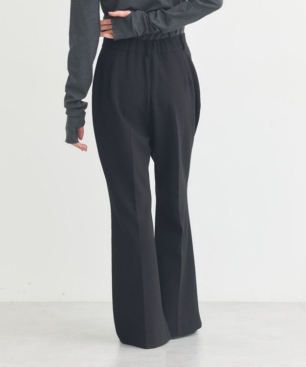 earth music&ecology センターシームフレアパンツ Black