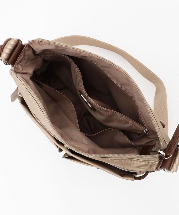 LA BAGAGERIE モノグラム　スクエアナイロンショルダー　Sサイズ ゴールド