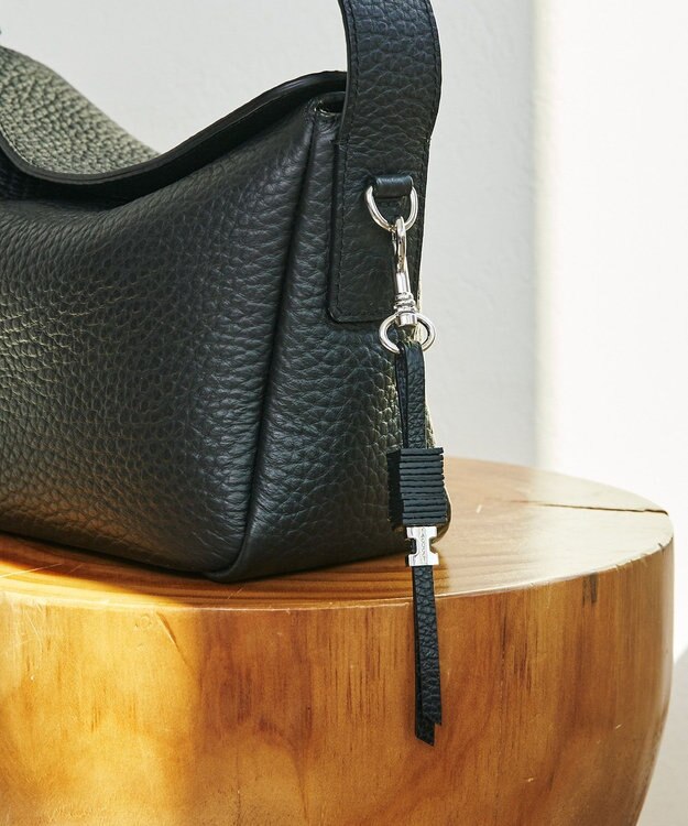 IACUCCI 【予約】ブリーノ チャーム CERVO ブラック