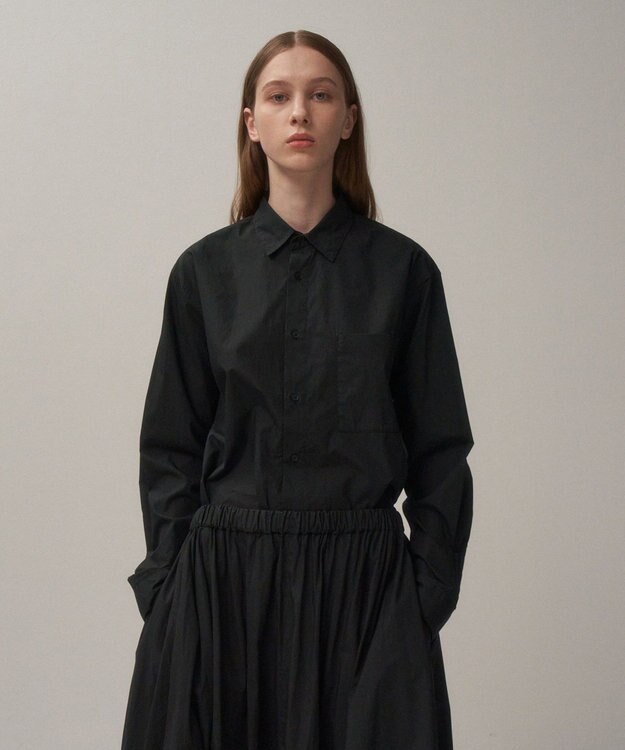 ATON NATURAL DYED COTTON LAWN | スタンダードシャツ BLACK