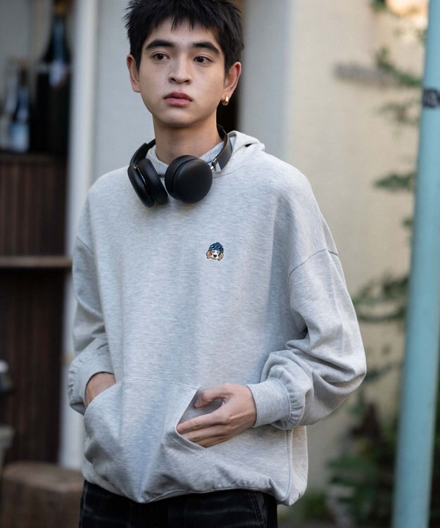 WEGO 【ユニセックス着用ITEM/SMLサイズ展開/裏起毛】ワンポイント刺繍プルパーカー アッシュグレー