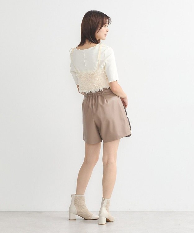 earth music&ecology シンセティックレザーショートパンツ Brown