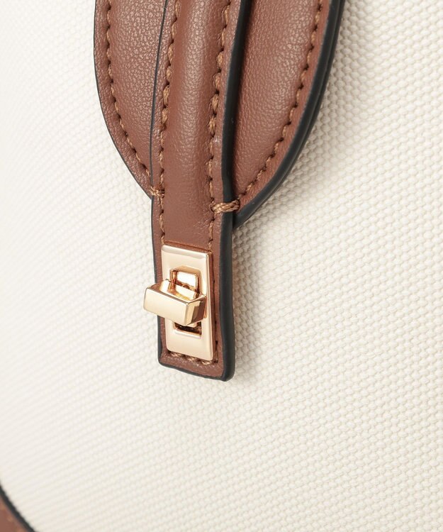 YECCA VECCA ポーチインショルダーバッグ Brown