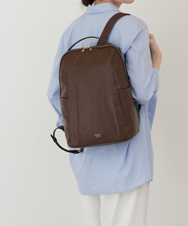 russet ＜背面メッシュ仕様＞レザーリュックサック(CE-1373) D.Brown