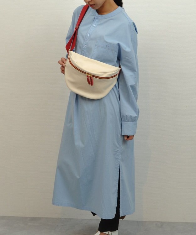 UNBILLION Otias 8号キャンバスシュリンクレザーボディバッグ レッド