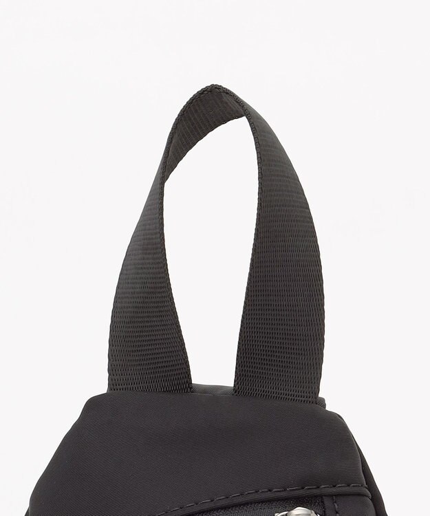 Y'SACCS 【Y’SACCS vous et】フロントファスナークロスボディバッグ ブラック