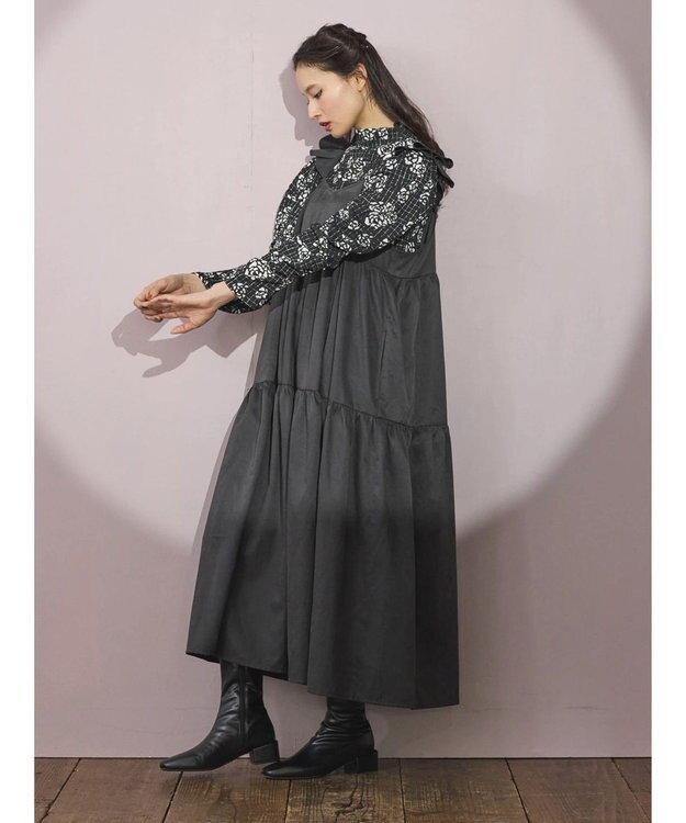 Green Parks ■ＥＳＣＡＲ　ボトルネッククレープカットプルオーバー Flower Black